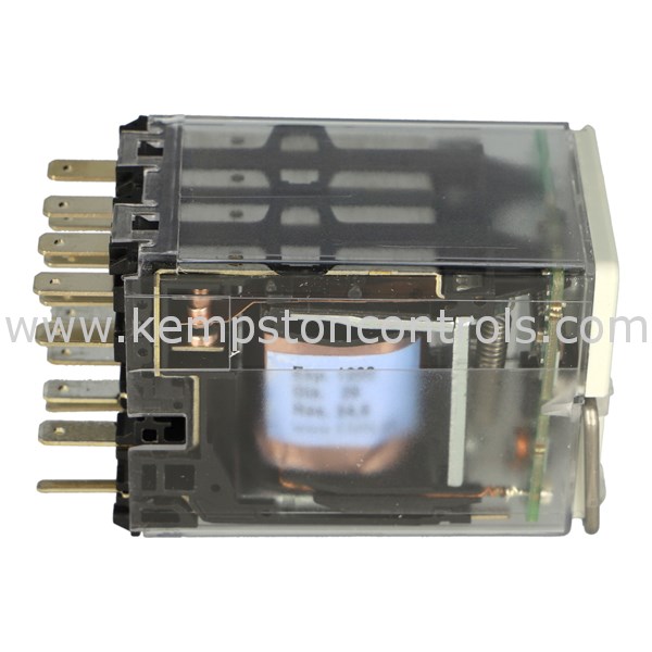 Siemens 7PA27320AA000 INSTANTANEOUS RELAY 4 CHANGEOVER CONTACTS